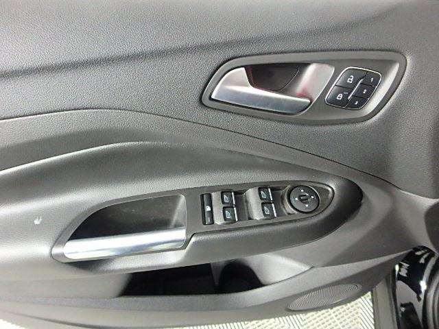 2017 Ford Escape Titanium 4dr SUV